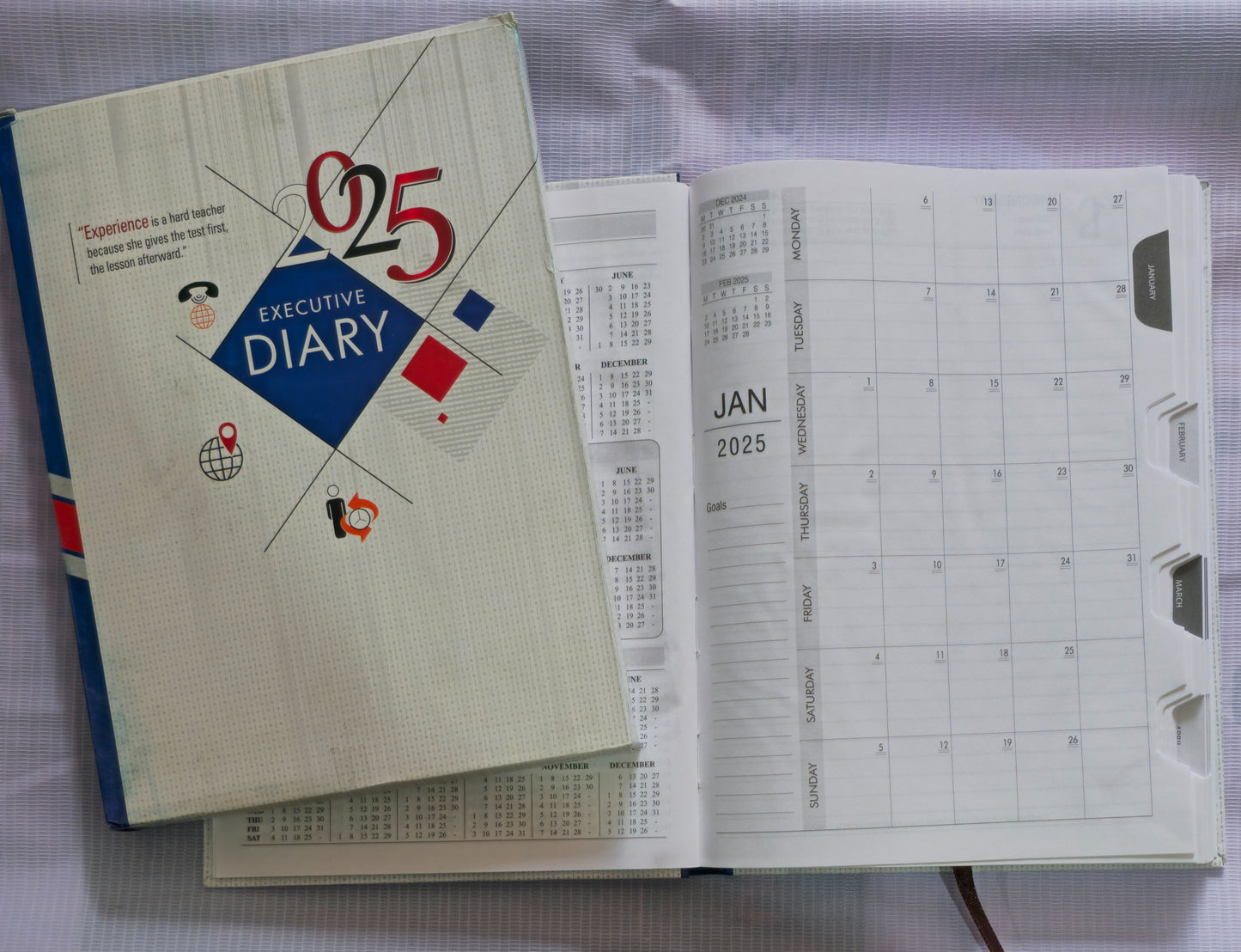 Diary 2025 New Year Diary